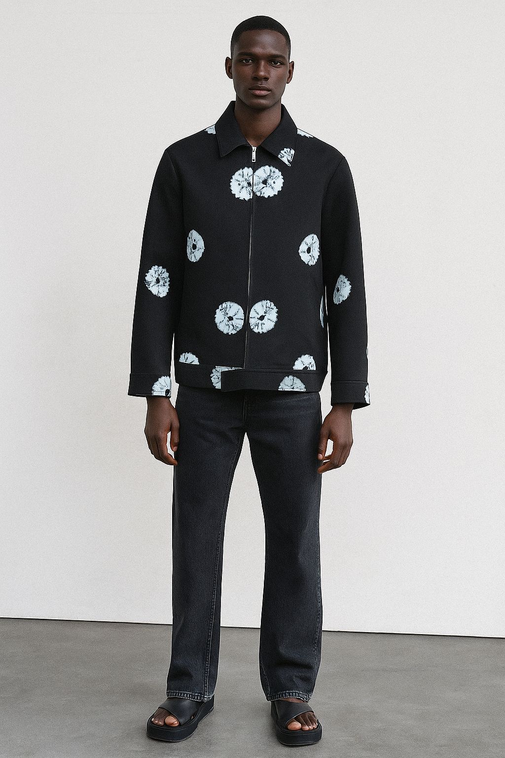 Black Tie-Dye Minimalist Zip Jacket