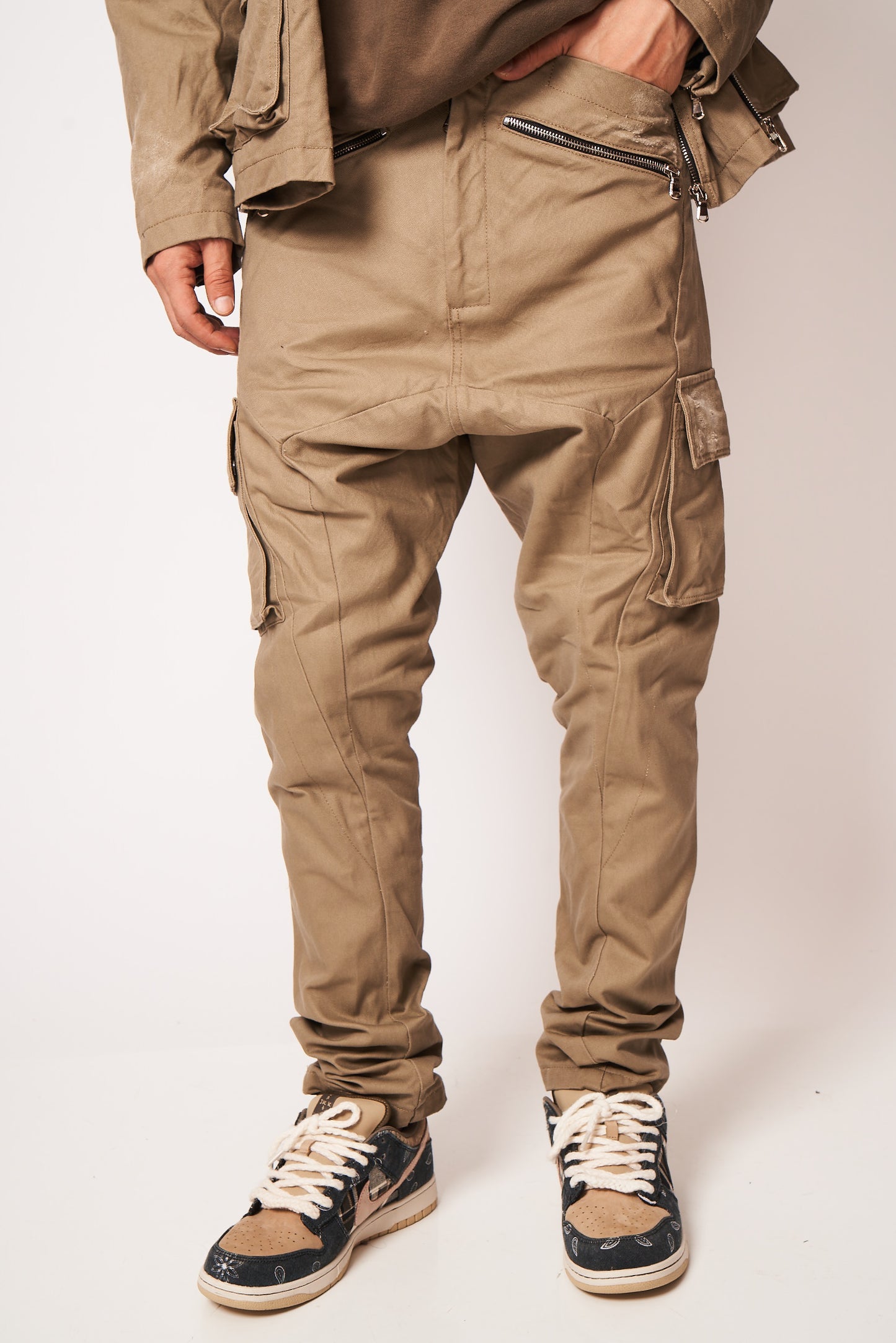 Utility Drop-Crotch Cargo Pants – Sand