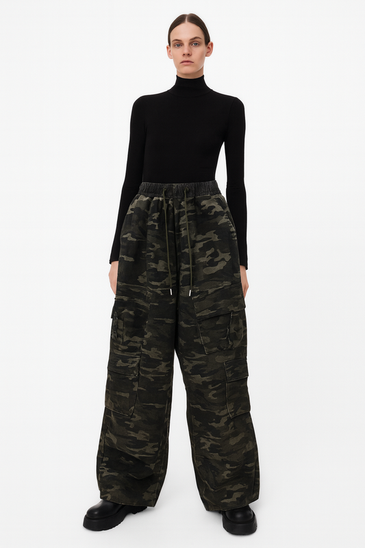 Camo Print Wide-Leg Cargo Pants