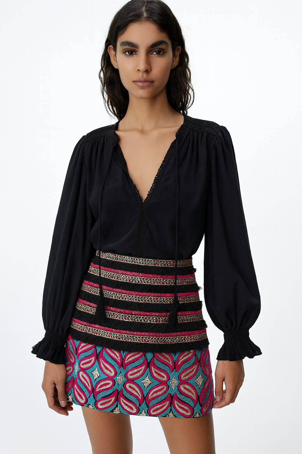 Embroidered Geo Pattern Mini Skirt