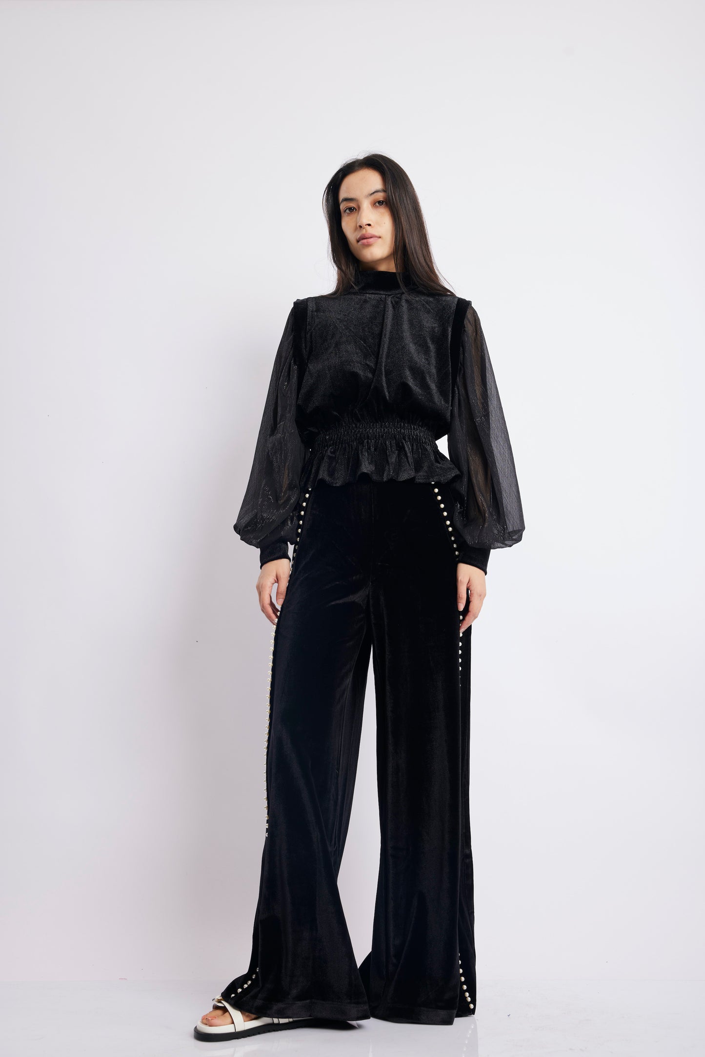 BLACK VELVET FLOWY SET