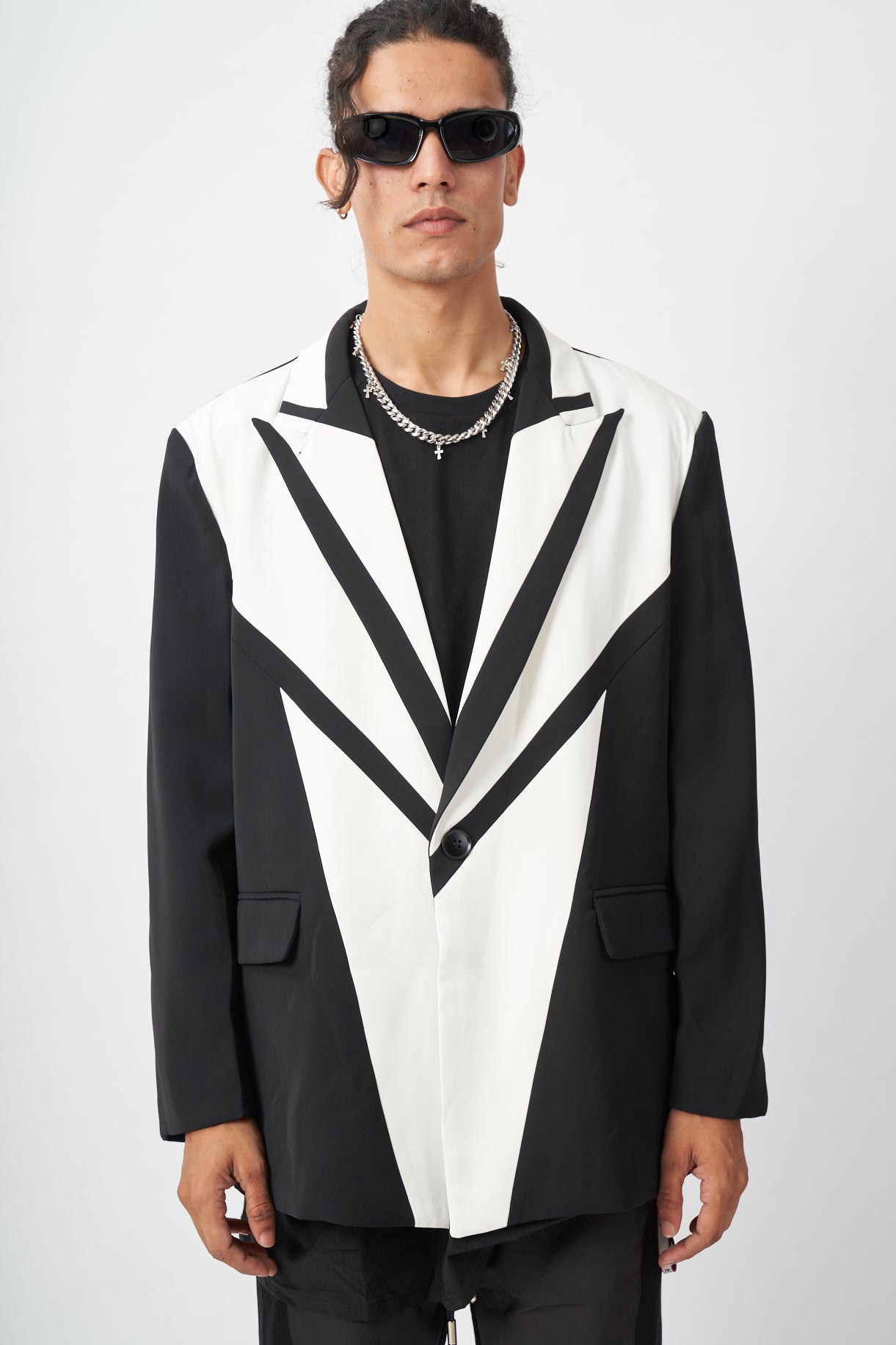 Black & White Graphic Contrast Blazer