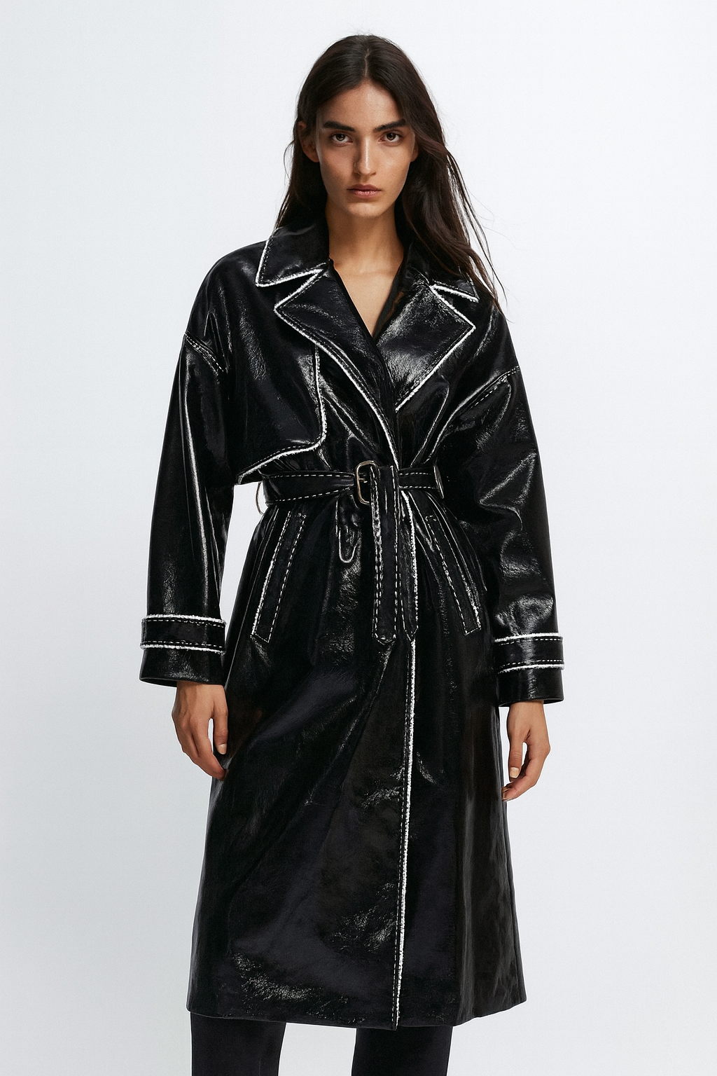 White piping black trench